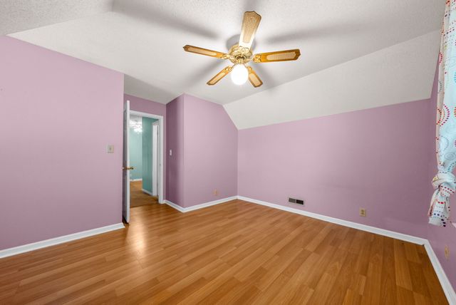 1014 Dominion Dr, Clarksville, TN 37042