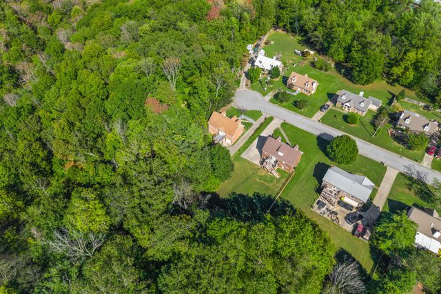 1014 Dominion Dr, Clarksville, TN 37042