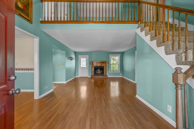 1014 Dominion Dr, Clarksville, TN 37042