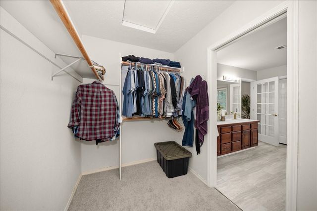 18011 N Saddle Hill Rd, Colbert, WA 99005