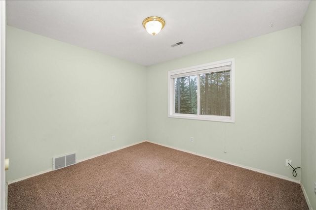 18011 N Saddle Hill Rd, Colbert, WA 99005