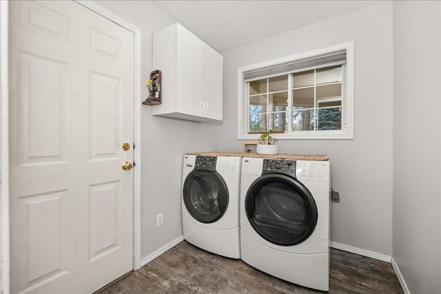 18011 N Saddle Hill Rd, Colbert, WA 99005