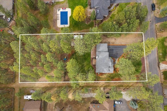 18011 N Saddle Hill Rd, Colbert, WA 99005