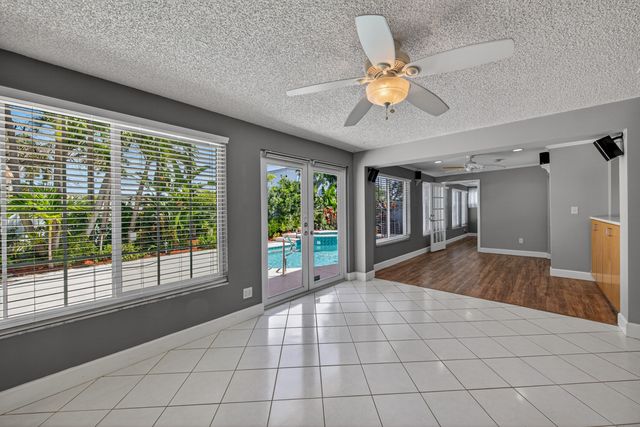 431 NE 24th Court, Boca Raton, FL 33431