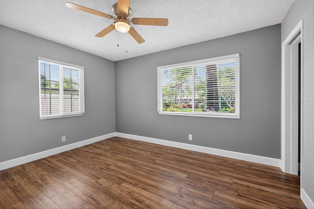 431 NE 24th Court, Boca Raton, FL 33431