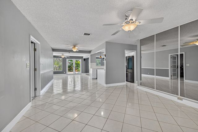 431 NE 24th Court, Boca Raton, FL 33431