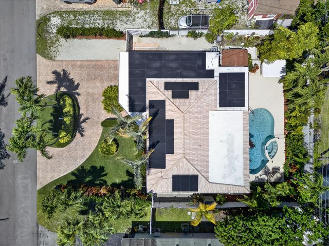 431 NE 24th Court, Boca Raton, FL 33431