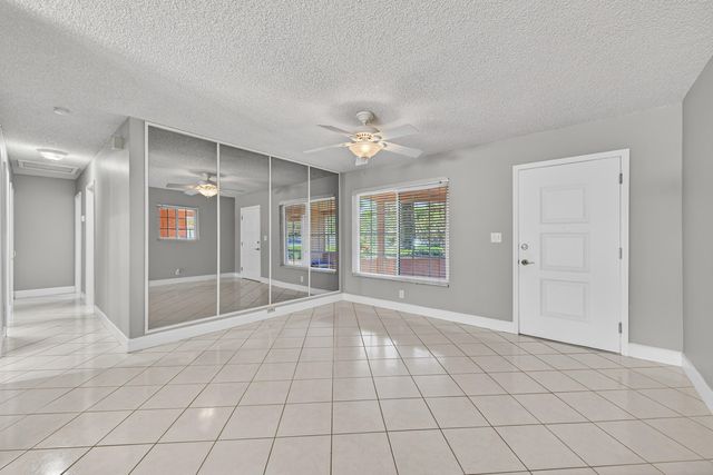 431 NE 24th Court, Boca Raton, FL 33431