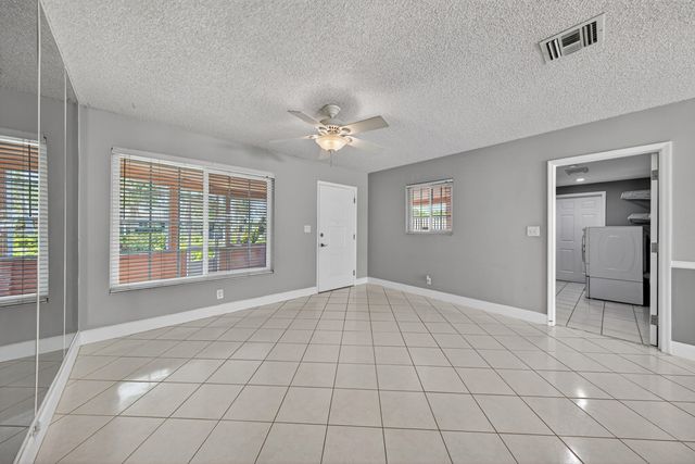 431 NE 24th Court, Boca Raton, FL 33431