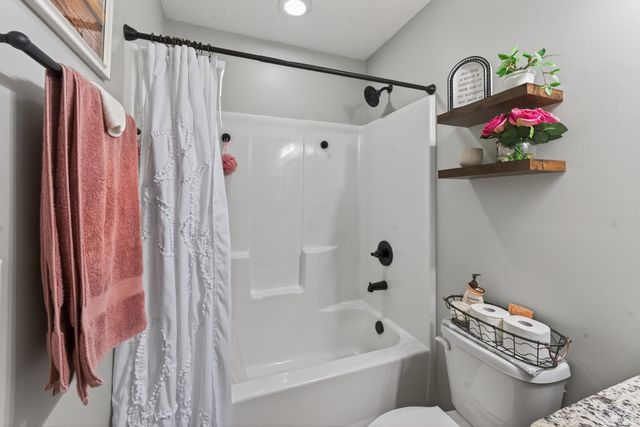 531 Ridgeville Crossing Drive, Inman, SC 29349