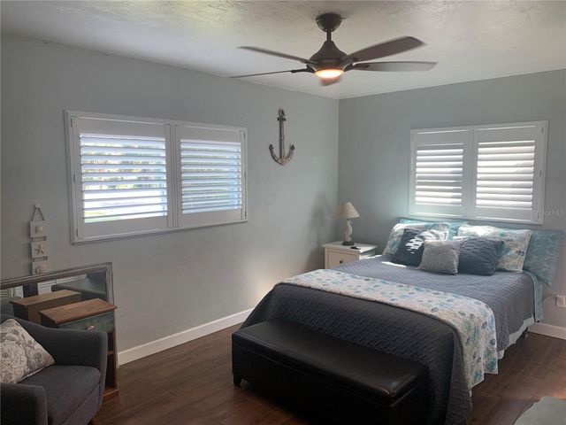 1329 ROYAL PALM DRIVE S, St Petersburg, FL 33707