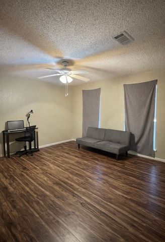 2608 Saint Andrews Drive, Lancaster, TX 75146