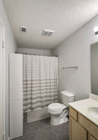 2608 Saint Andrews Drive, Lancaster, TX 75146