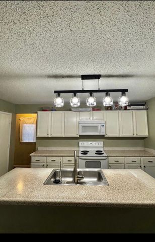 2608 Saint Andrews Drive, Lancaster, TX 75146