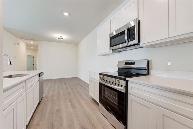 200 NW 122nd Street A & B, Oklahoma City, OK 73114