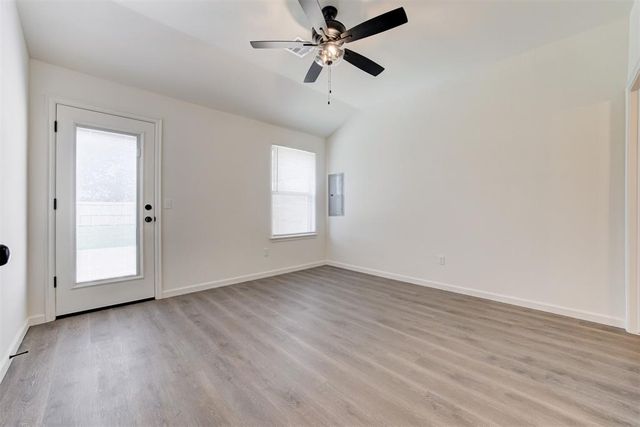 200 NW 122nd Street A & B, Oklahoma City, OK 73114