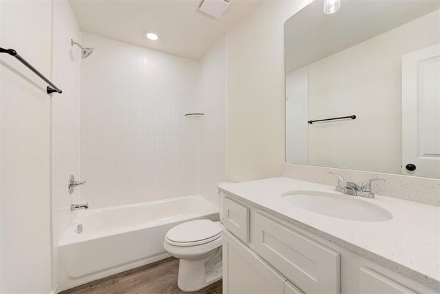 200 NW 122nd Street A & B, Oklahoma City, OK 73114