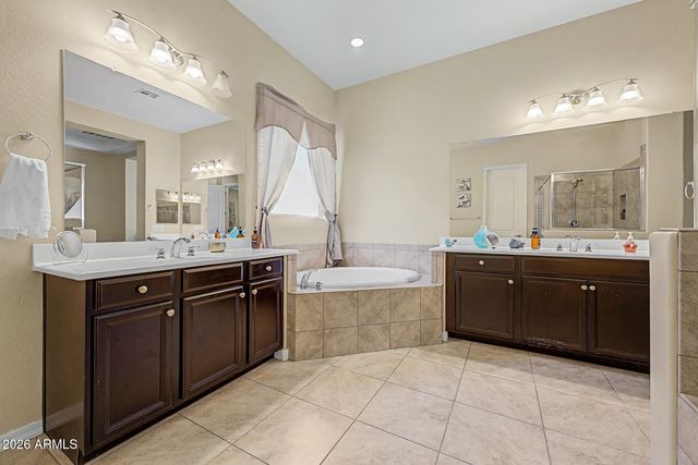 18392 W THUNDERHILL Place, Goodyear, AZ 85338