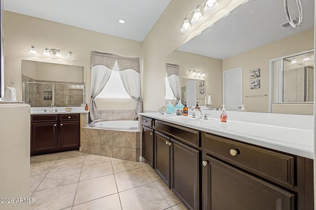 18392 W THUNDERHILL Place, Goodyear, AZ 85338