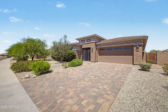 18392 W THUNDERHILL Place, Goodyear, AZ 85338