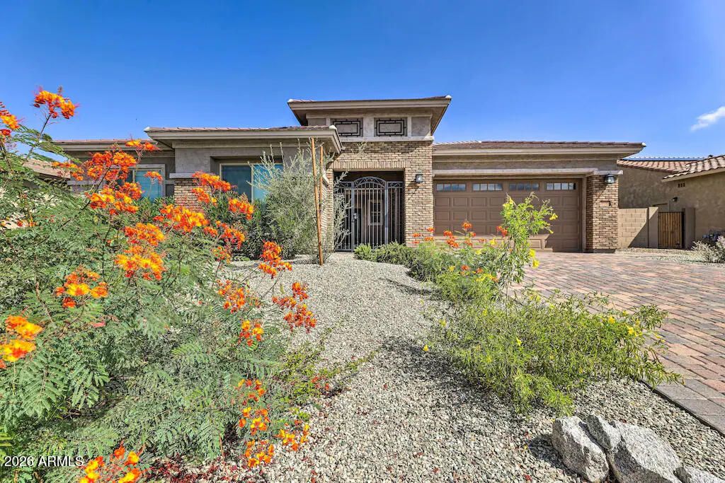 18392 W THUNDERHILL Place, Goodyear, AZ 85338