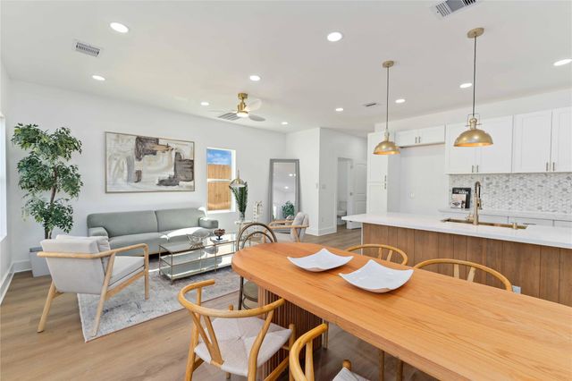 7129 Springdale Street A, Houston, TX 77028