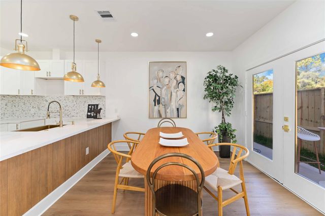 7129 Springdale Street A, Houston, TX 77028