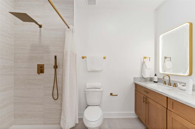 7129 Springdale Street A, Houston, TX 77028