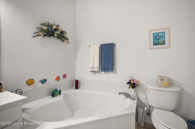 427 Turnberry Ln, Shelbyville, KY 40065