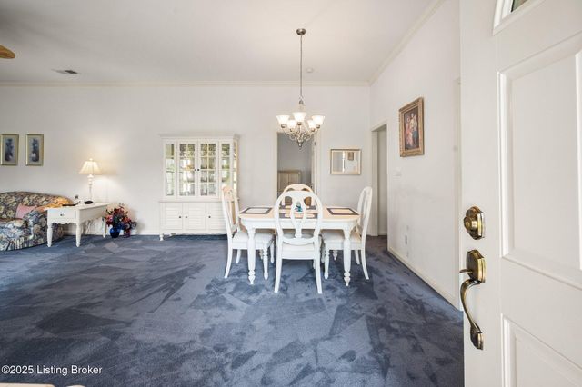 427 Turnberry Ln, Shelbyville, KY 40065