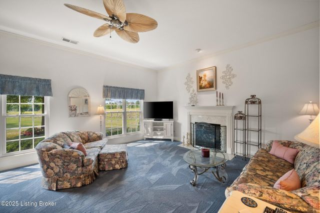 427 Turnberry Ln, Shelbyville, KY 40065