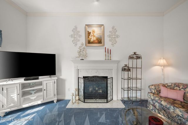 427 Turnberry Ln, Shelbyville, KY 40065