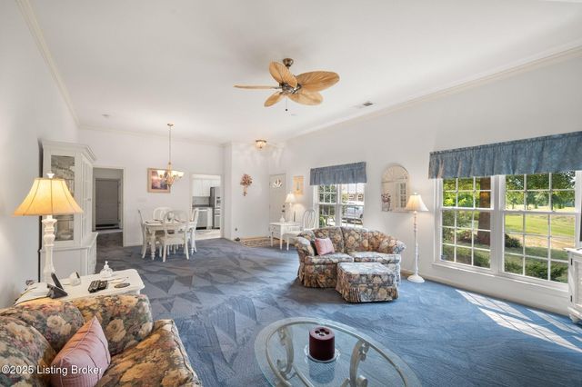 427 Turnberry Ln, Shelbyville, KY 40065