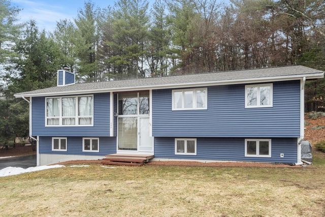 221 Whitcomb Avenue, Littleton, MA 01460