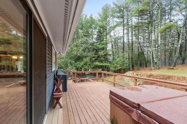 221 Whitcomb Avenue, Littleton, MA 01460