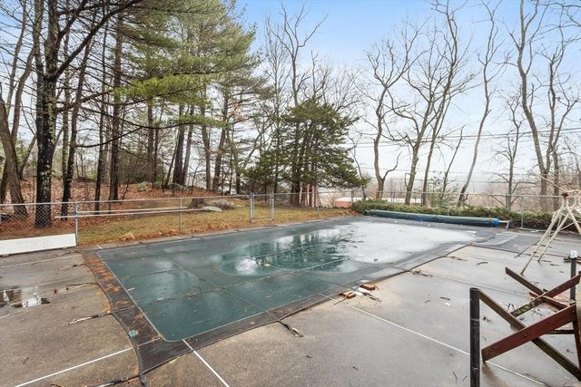 221 Whitcomb Avenue, Littleton, MA 01460