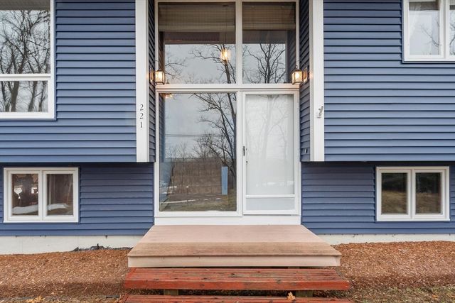 221 Whitcomb Avenue, Littleton, MA 01460