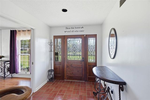 1617 Walker Rd Road, Sulphur, LA 70665