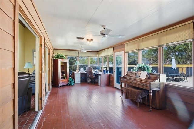 1617 Walker Rd Road, Sulphur, LA 70665