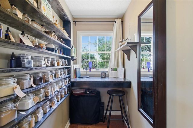 1617 Walker Rd Road, Sulphur, LA 70665