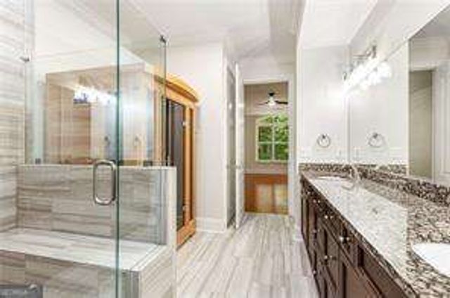 3280 STILLHOUSE Lane SE 410, Atlanta, GA 30339