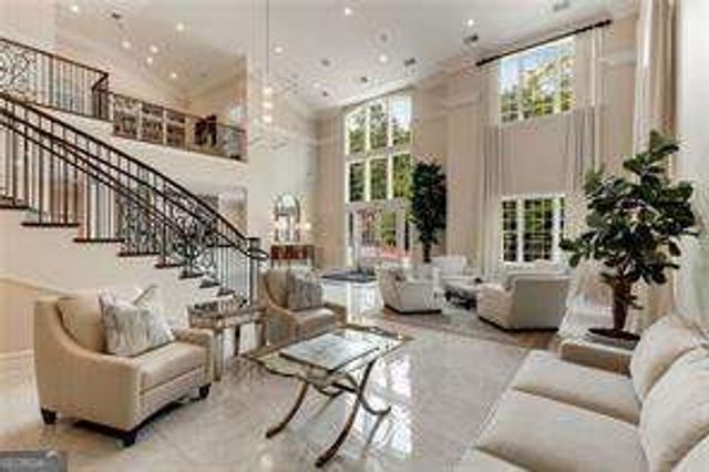 3280 STILLHOUSE Lane SE 410, Atlanta, GA 30339
