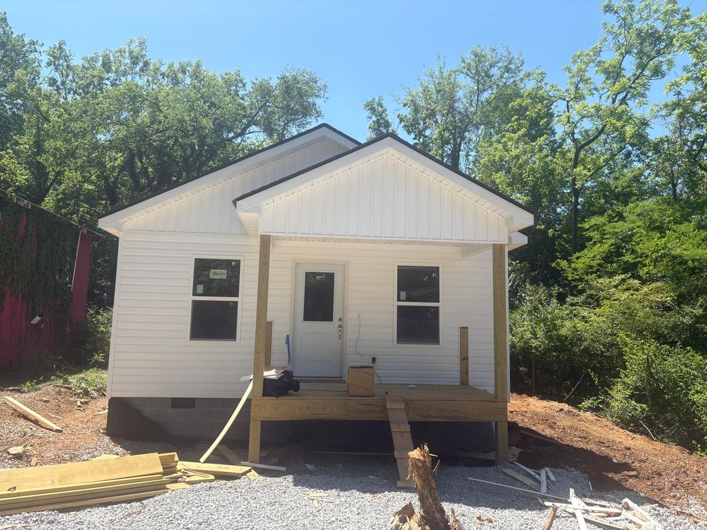 2620 E 21st Street, Chattanooga, TN 37404