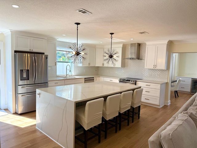 1057 WILLIS AVENUE, Sarasota, FL 34232