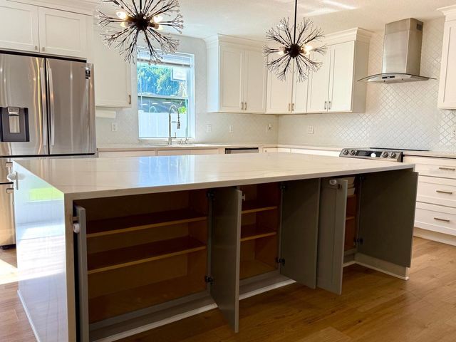 1057 WILLIS AVENUE, Sarasota, FL 34232