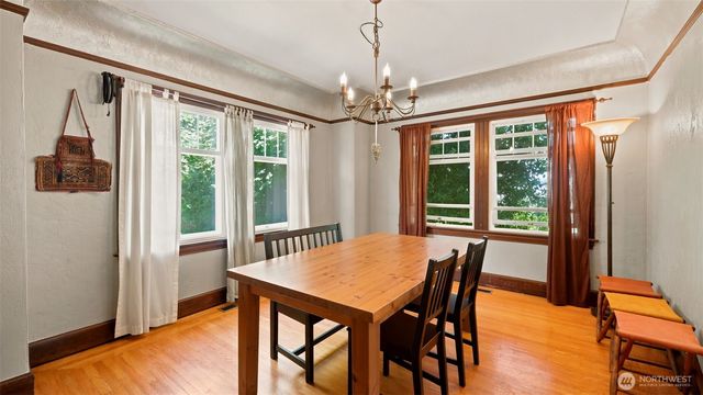 10003 15th Avenue S, Seattle, WA 98168