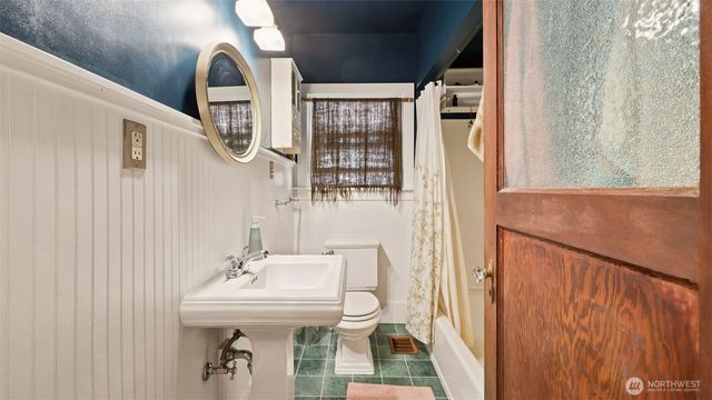 10003 15th Avenue S, Seattle, WA 98168