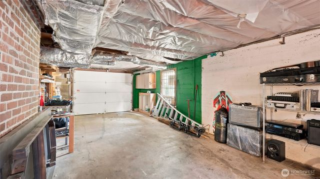 10003 15th Avenue S, Seattle, WA 98168