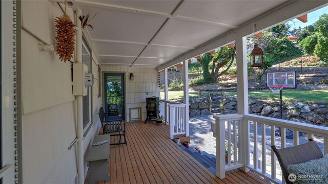 10003 15th Avenue S, Seattle, WA 98168