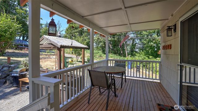 10003 15th Avenue S, Seattle, WA 98168